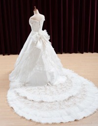 婚礼洋装